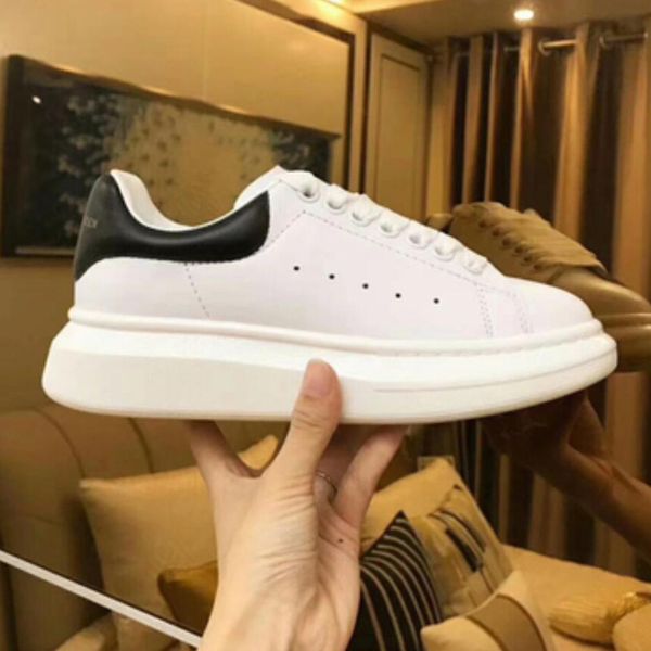 

mens casual shoes womens laser velvet leather trainers oversized sneakers espadrilles platform shoe flat chaussures with box, Black