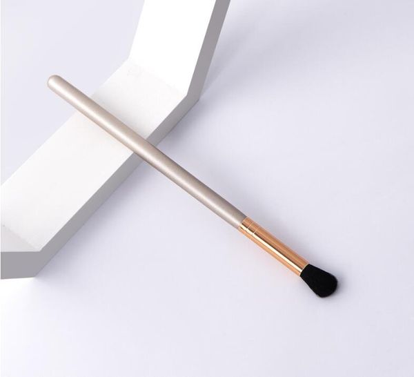 

single makeup brushes champagne gold black hair round head eye shadow brush beauty tools