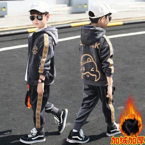 

plush thickened boys' two piece set autumn and gold velvet suit 2020 new winter children's wear trend, White