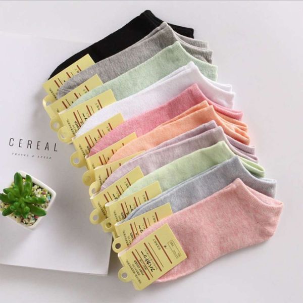 

2021colored boat candy solid color invisible women's cotton light mouth socks, Black