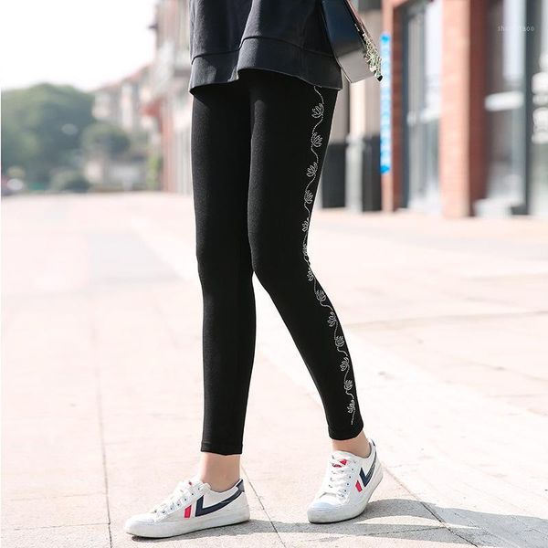 

2020 women leggingsf cropped sashes casual short leggings fitness push up high waist workout street short leggings1, Black
