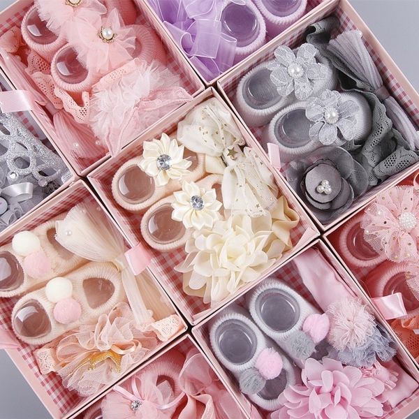 

newborn baby girls headband bow flowers cloth hair bands hair accessories socks gift boxes three-piece suit christmas gifts y201009, Slivery;white