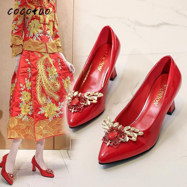 

red wedding shoes 2020 new show he suit pointed thick heels high heels large size chinese wedding bridal shoes, Black