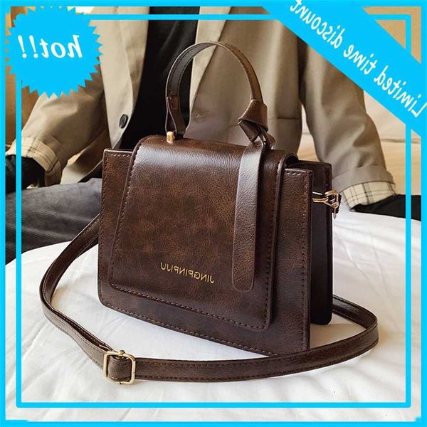 

chic bag for women in autumn and winter