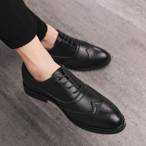 

2020 men dress shoes bullock oxfords shoes for men lace up breathable outdoor comfortable formal wedding leaher1, Black