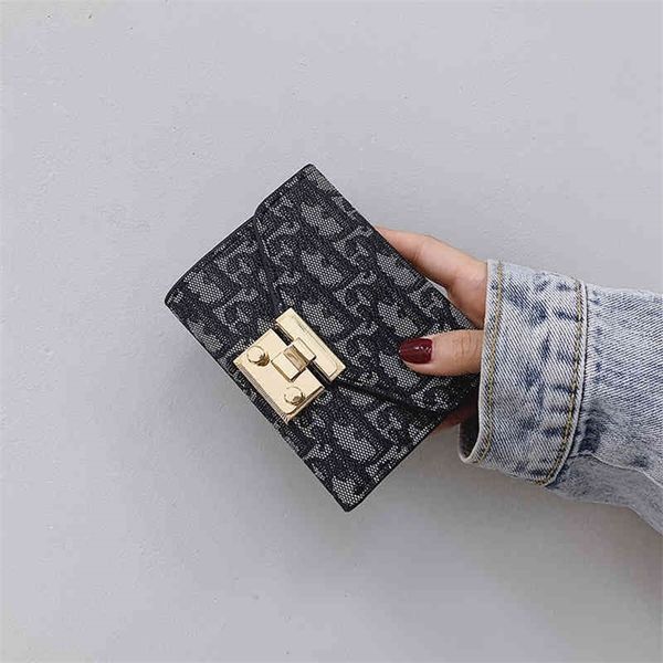 

sale 90% off new short wallet women's small family online red fashion mini zero handbag, Red;black