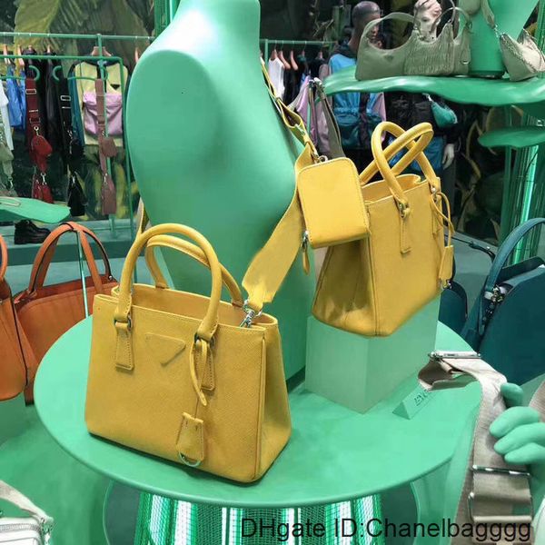 

brand new wholesale r bag luxury shoulder bags handbags leather materials classic business three in one style