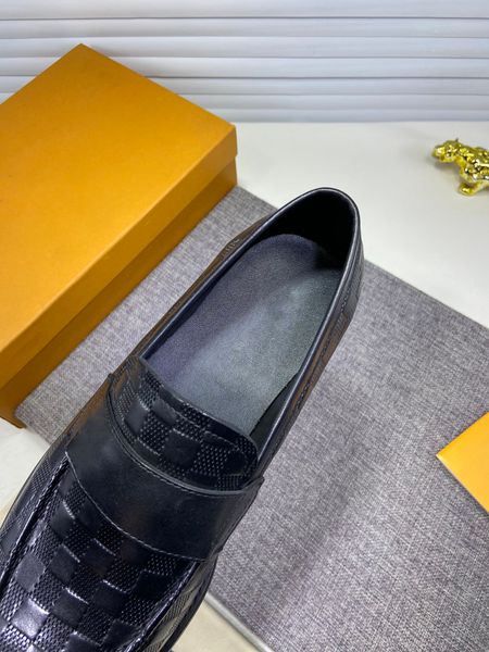 

2022 new business luxury designer dunks casual shoes major loafers comfortable sneaker breathable design trend size 38-44, Black