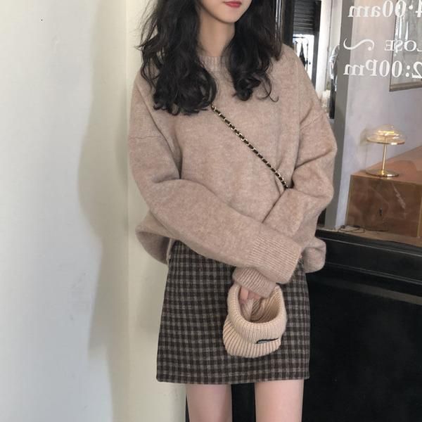 

autumn 2021 and winter new size big female sweater loose solid around her neck long mesh shirt zqej, White;black