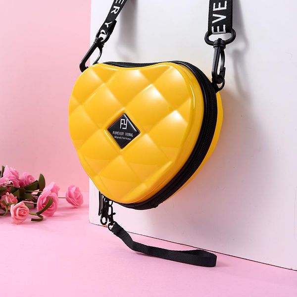 

fashion luxury handbags heart shaped pvc mini shoulder bag for woman 2020 fashion designer personality small box women purses