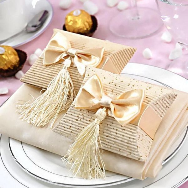 

factory romantic bowknot tassel elegant red gift decoration party sweet favors foldable wedding paper candy box