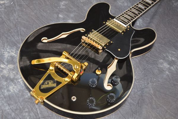 

semi-hollow jazz electric guitar gold hardware fingerboard rosewood tremolo