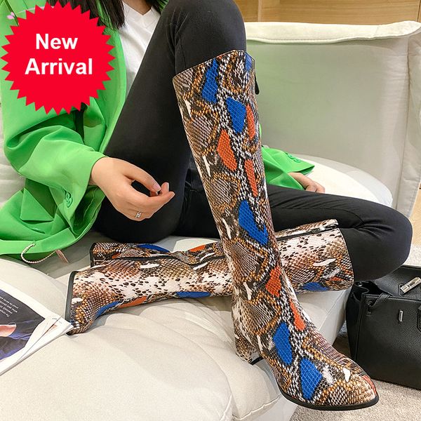 

2021 the new street style round the knee high-colored matching silky chess zipper high heels thick riding boots women's shoes ch7b, Black
