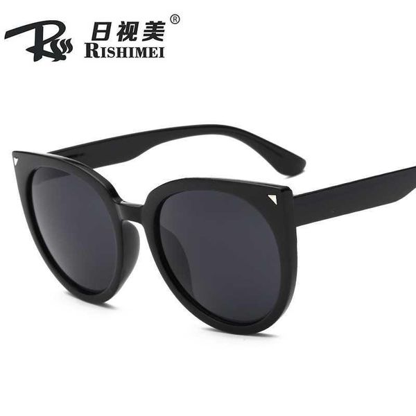 

new fashion big frame charming cat's eye sunglasses, White;black