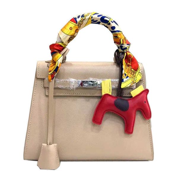 

luxury handbag popular special p of mini white portable messenger 2022