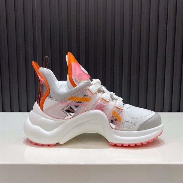 

2021 female sports shoes, daddy's new women's breathable shoes in the red tide, thick bottom, sponge net cake, raised surface. z9x, Black