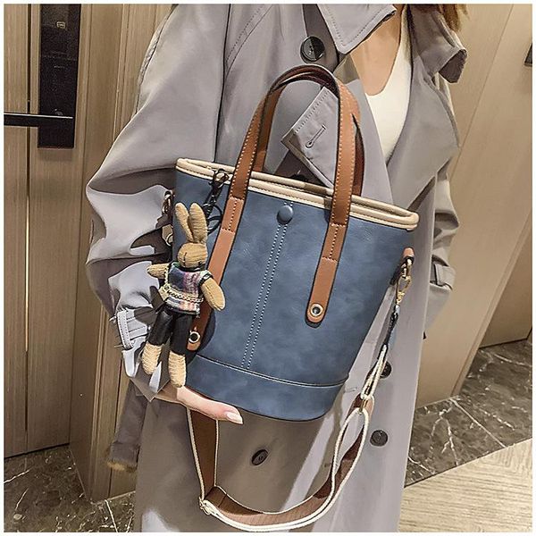 

2020 новый уровень высокого уровня pu женская сумка с большой емкостью однозакосянный наклонный модный бренд дизайн роскошные женские ведро