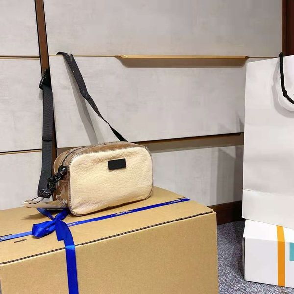 

новый бренд осенью и зимняя ягненка интегрированная меховая сумка, сумка для камеры, наклонная подвесная сумка. размер: 21см13см