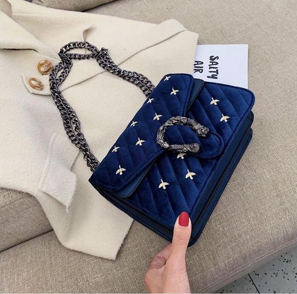 

factory wholesale women handbag new embroidery women chain bag sweet lady contrast embroidery shoulder bag winter lock decoration chain bag