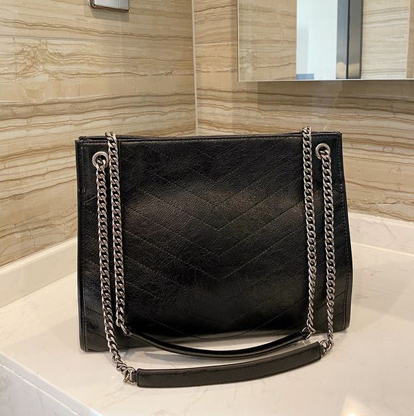 

genuine leather handbag bag comes with box woc chain bag women luxurys fashion designers bags female clutch classic girl handbags 333