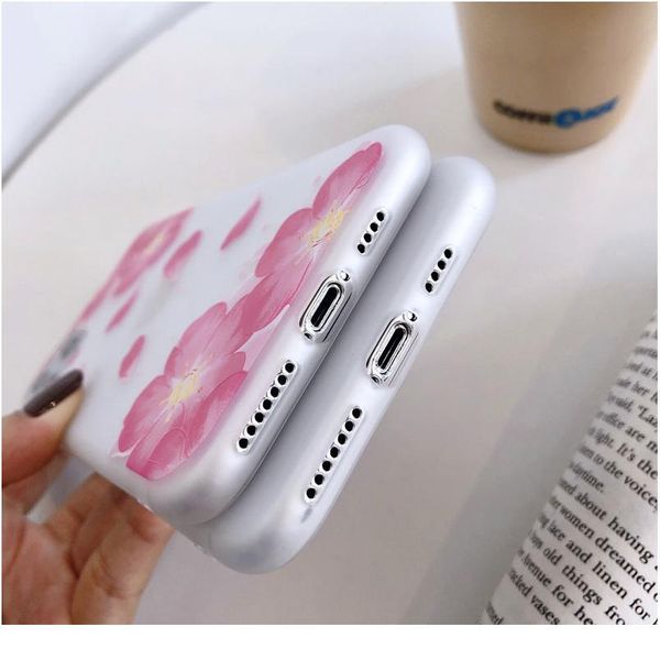 

fashion 3d relief flower phone case for iphone 11 11pro max x xr xs max 7 8 plus se2 sile bbylhi