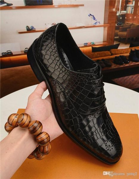 

sp men classic business shoes man dress shoes fashion korea pointed toe lace-up formal wedding shoes designer men black lattice 2020 new 33