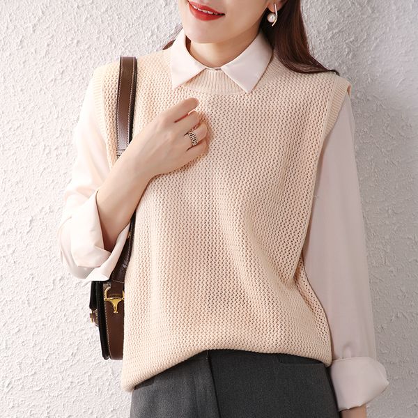 

2021 new thick vest new female winter fleece wool around neck lqz6, White;black