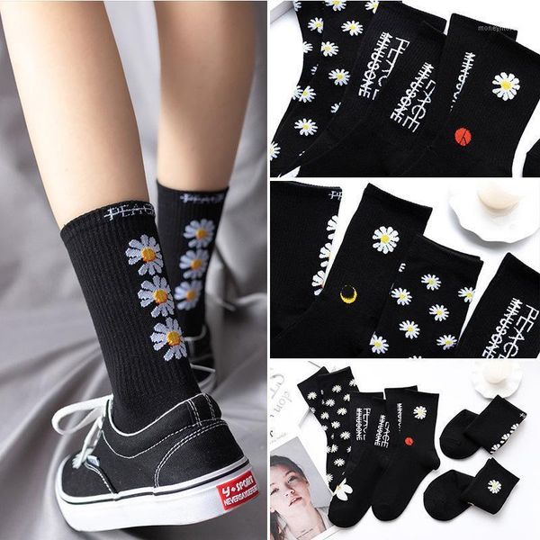 

2020 men women korea funny socks long socks trend daisy black cool harajuku gd hip hop cotton skateboard men1, Black;white