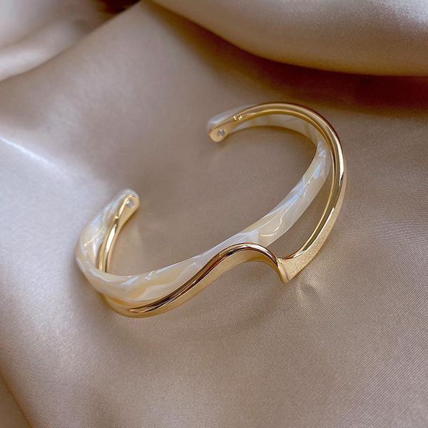 

bangle origin summer korean fashion shell gold bracelet for women unique design irregular twisted party gifts jewellery, Black