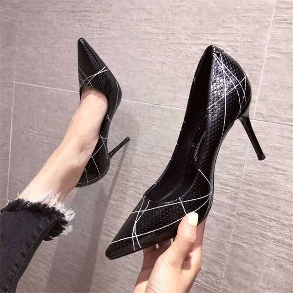 

spring new korean high heels thin heel 2020 light mouth pointed solid women's ol professional single shoes, White;red