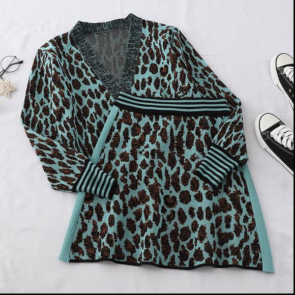

long sleeve v neck leopard striped cuffs thin knit cardigan a word skirt woman suit casual fashion 2021 autumn new tz45, Gray