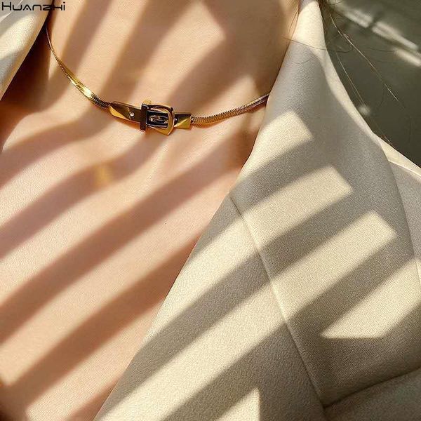 

huanzhi 2020 simple metal geometric belt buckle necklace snake bone chain personality necklace clavicle choker for women jewelry, Silver