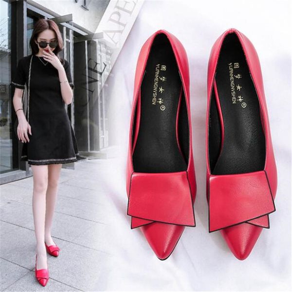 

2020 new thick spring wild female only korean open-mouthed pointed black red working shoes with high heels