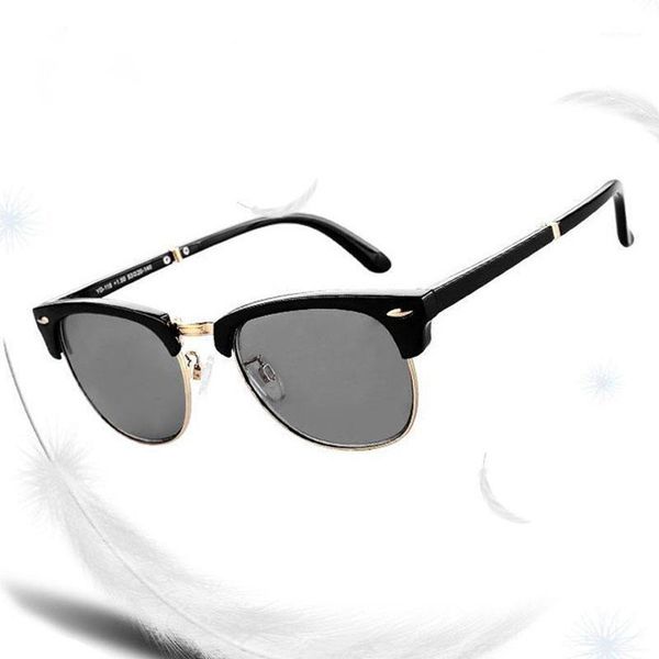 

sunglasses folding for men and women sun presbyopic glasses multifunctional dual-use reading glasses1, White;black