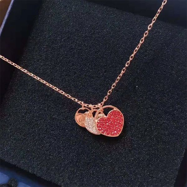 

shijia 2021 new accessories little red heart-shaped necklace female cute little peach heart simple all-match wechat fashion design, Silver