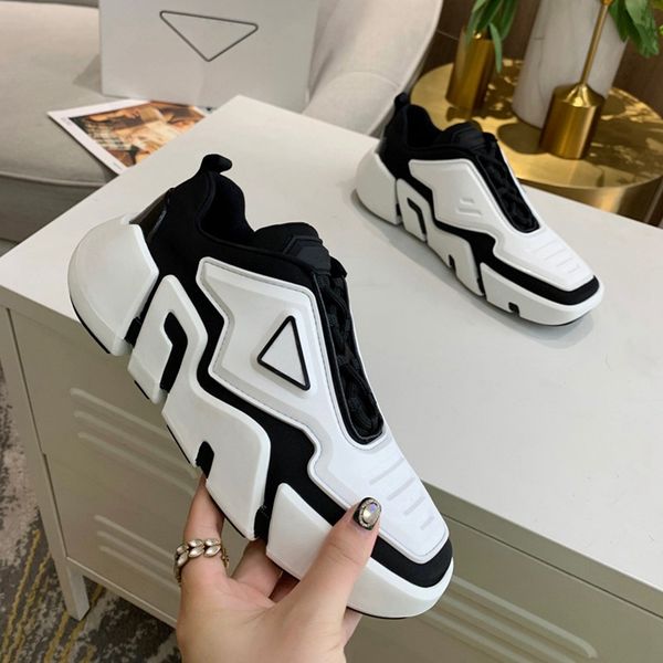

man woman techno stretch fabric sneakers designers dad shoes platform sneaker leisure trainer triple black white bred green leather high qua