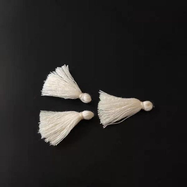 

200pc 3cm mini cotton thread fabric tassel diy pendant jewelry bracelet key making fringe trim craft tassels sewing accessories h jllbnp