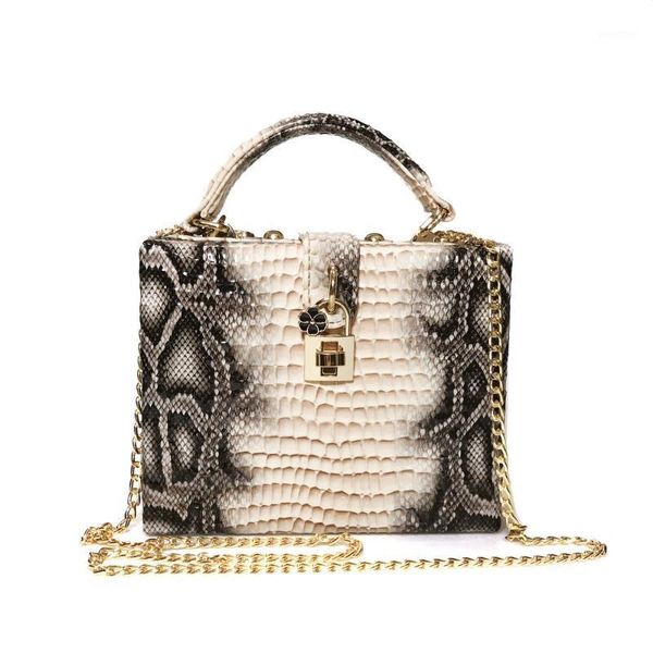 

evening bags female crystal clutch bag luxury women handbag party wedding purse fashion pearl shoulder crossbody bag1