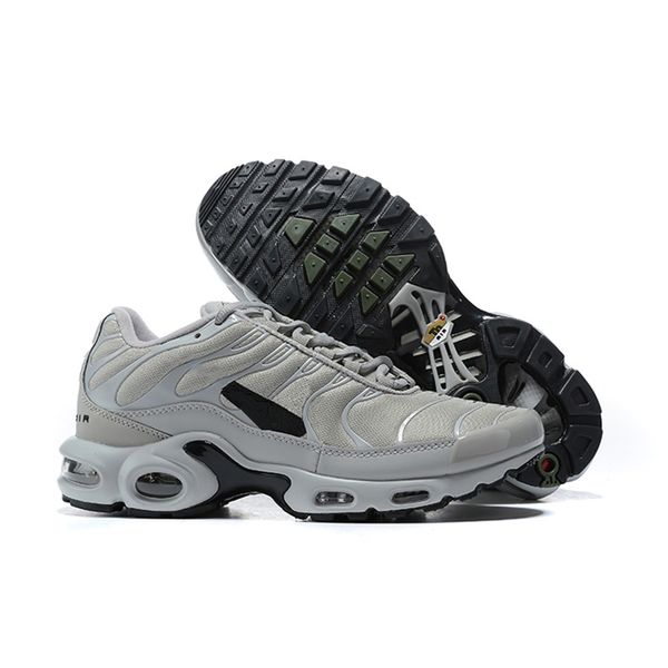 tn plus running shoes