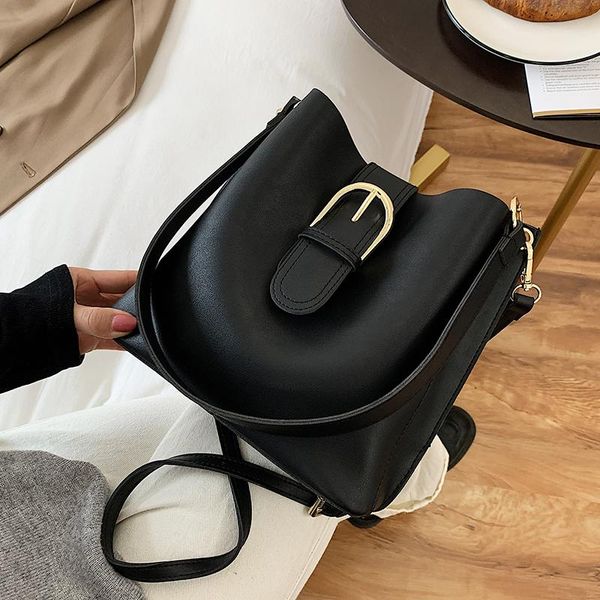 

shoulder bags niche design autumn/winter texture ladies bag 2021 fashion bucket tote dual-use width 24cm