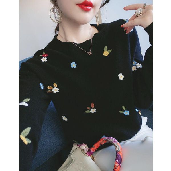 

autumn and winter flower embroidery autumn and winter 2020 new bottom knitted sweater, White;black