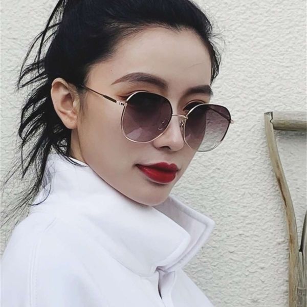 

women's qingmo sunglasses 2020 new sunglasses korean round face thin polarizing glasses anti ultraviolet glasses, White;black