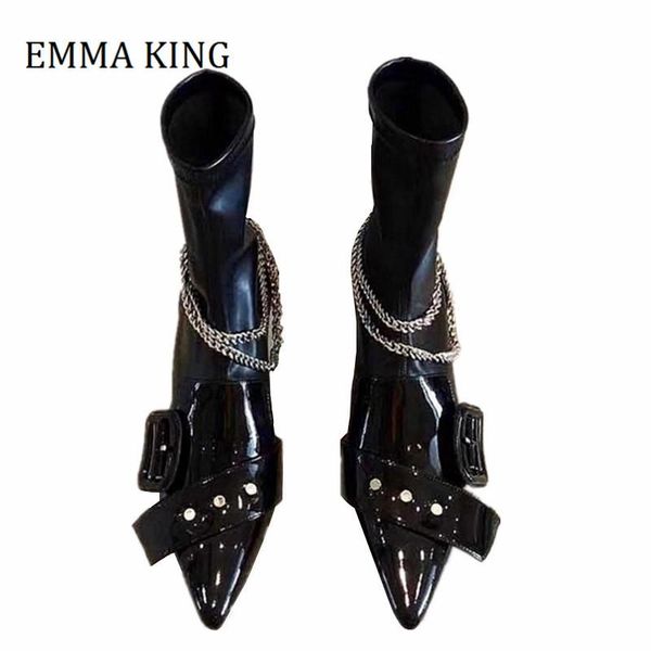 

2021 autumn winter women chains ankle boots femme pointed toe kitten heels runway boot black shiny leather short botas de mujer