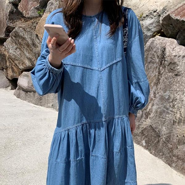 

ewq] 2021 spring female loose casual round neck solid color long sleeve minimalist blue denim pleated hem a-line dress 8y056, Black;gray