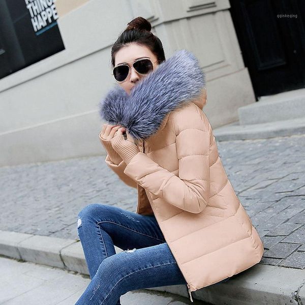 

fashion khaki coat women winter gloves parka big faux fur collar short jacket winter female puffer jacket parkas mujer 2021 new1, Black
