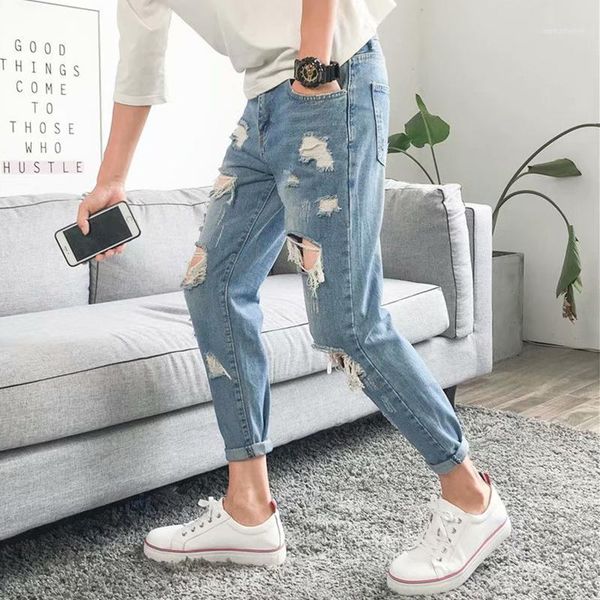 

2018 spring and summer new men's jeans blue casual slim feet fashion wild personality hole street trend harem pants1