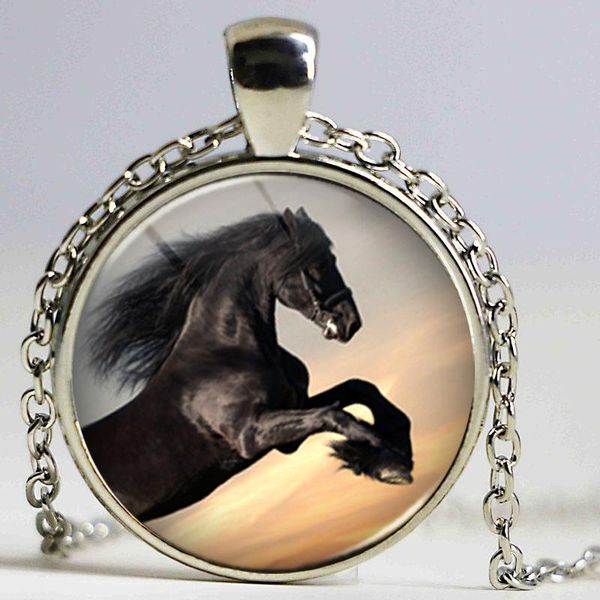 

fashion horse retro necklace short necklace sweater chain pendant, Silver