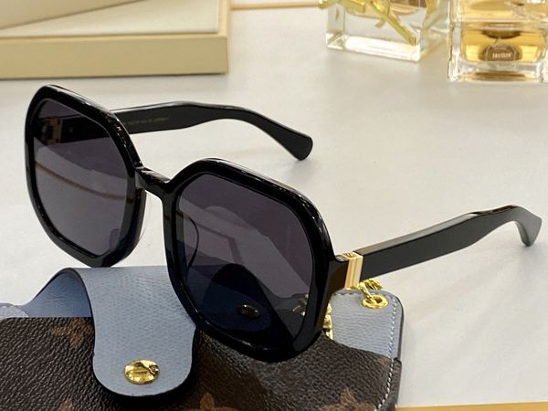 

new 1502 mens sunglasses men sun glasses women sunglasses fashion style protects eyes gafas de sol lunettes de soleil with case, White;black