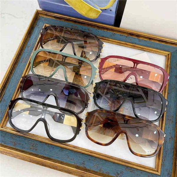 

2022 factory wholesale fashion sports mask sunglasses men's star fashion women's, White;black