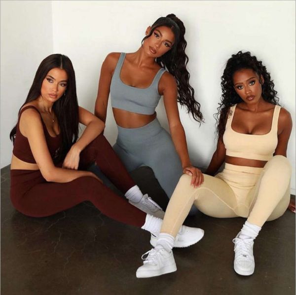 

2020 new seamless knitted sports vest pants yoga bra fitness suit for women, Gray